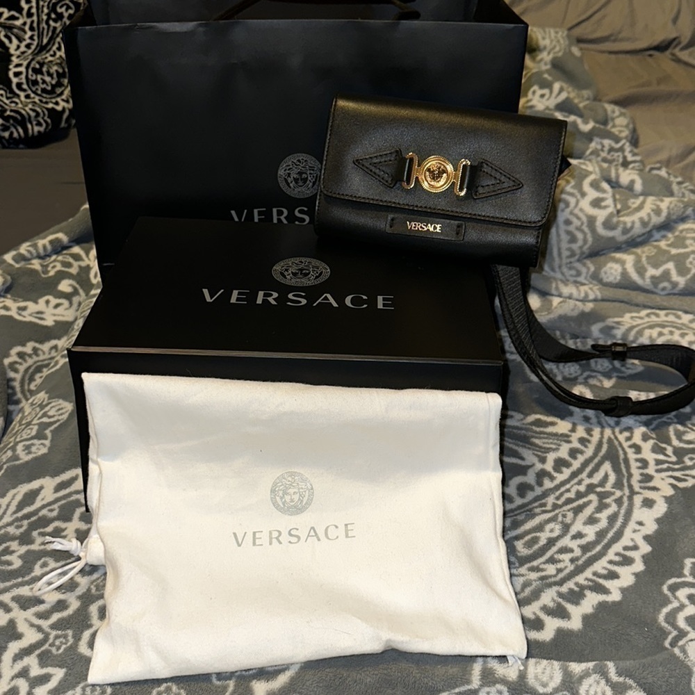 NWT Versace Medusa Biggie Belt Bag